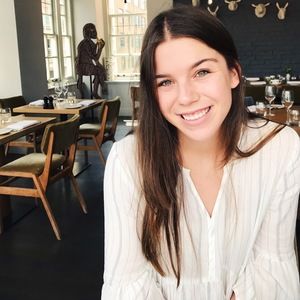 Meet your Posher, Emily